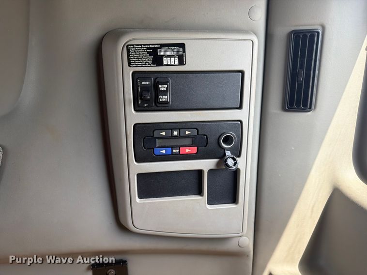 image for item YA4226 2022 International LT625 semi truck