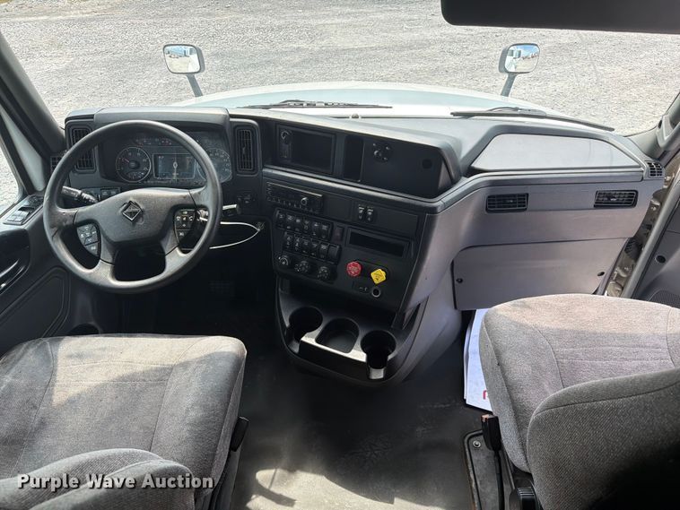 image for item YA4226 2022 International LT625 semi truck