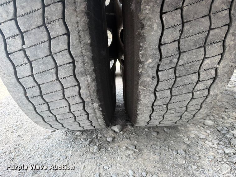 image for item YA4226 2022 International LT625 semi truck