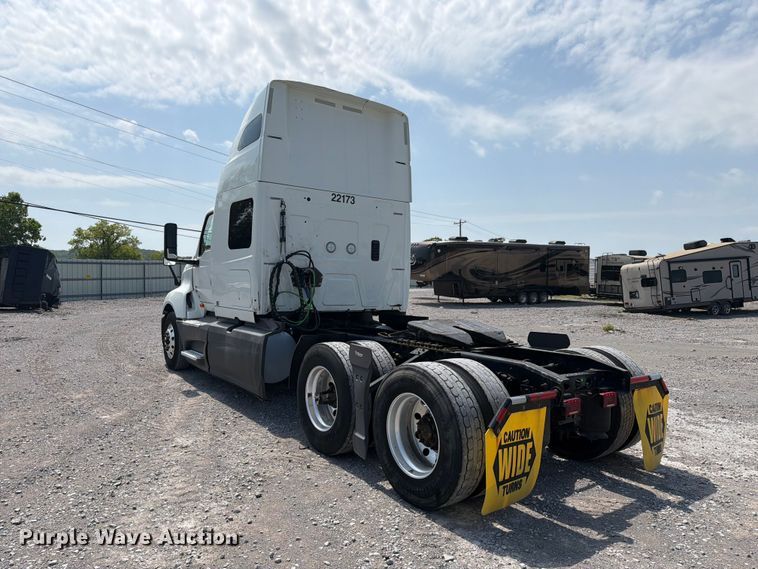image for item YA4227 2022 International LT625 semi truck