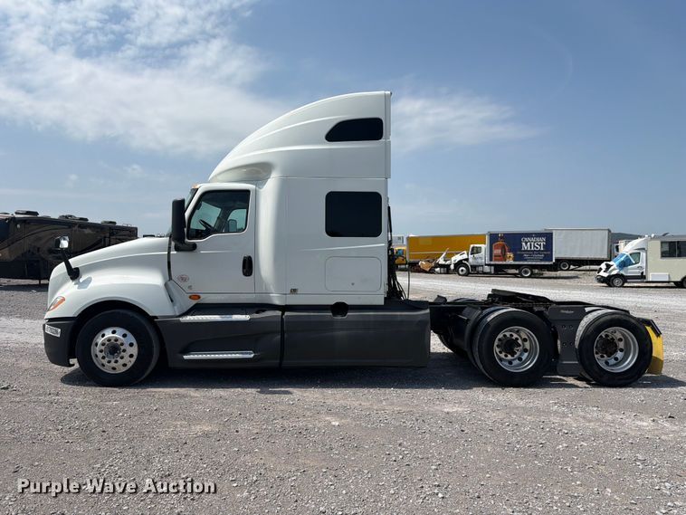 image for item YA4227 2022 International LT625 semi truck