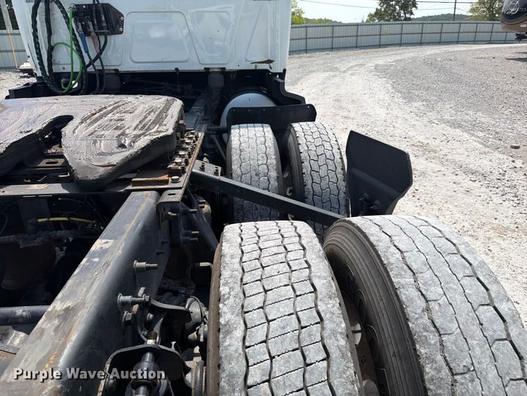 image for item YA4227 2022 International LT625 semi truck