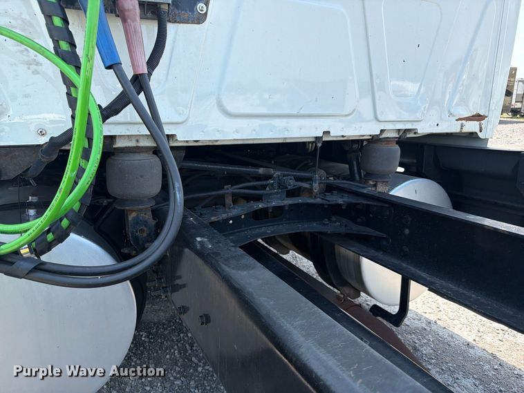 image for item YA4227 2022 International LT625 semi truck