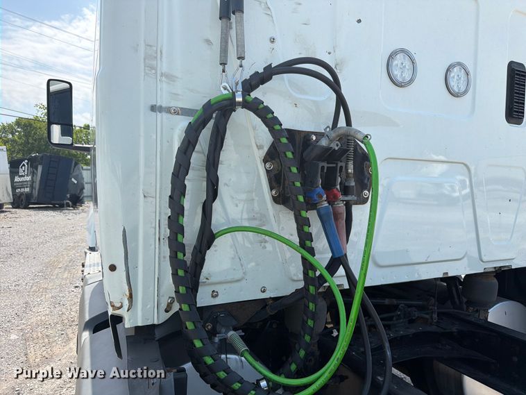 image for item YA4227 2022 International LT625 semi truck