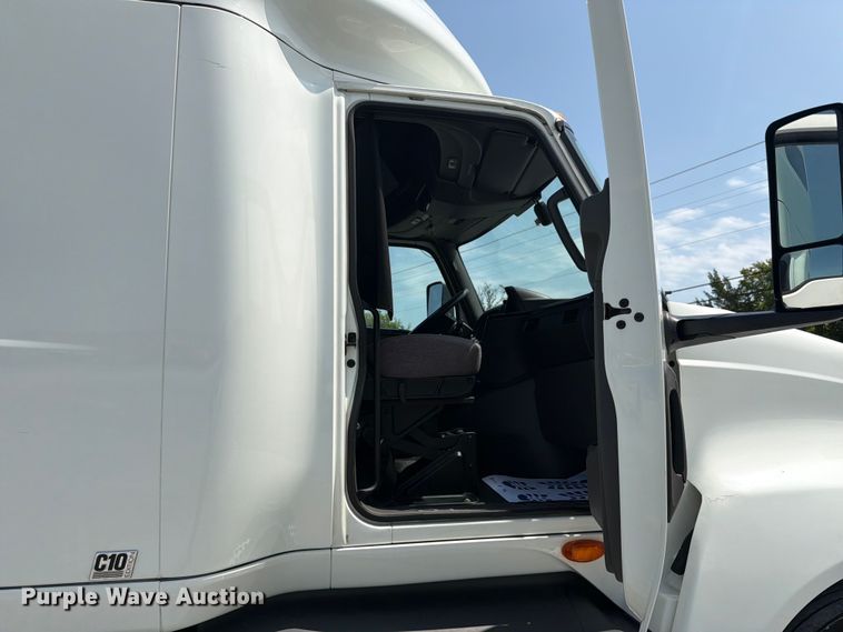 image for item YA4227 2022 International LT625 semi truck