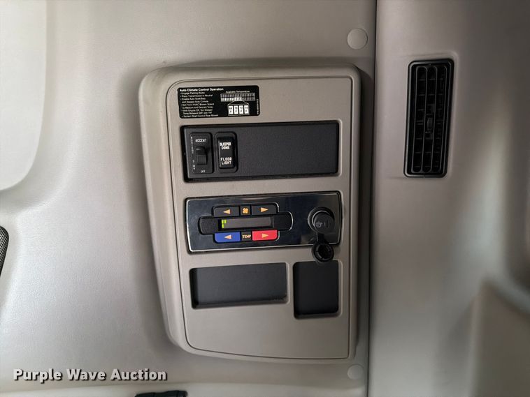 image for item YA4227 2022 International LT625 semi truck