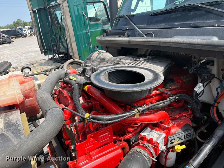 image for item YA4227 2022 International LT625 semi truck