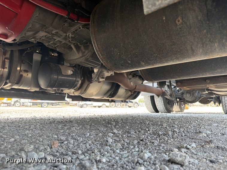 image for item YA4227 2022 International LT625 semi truck