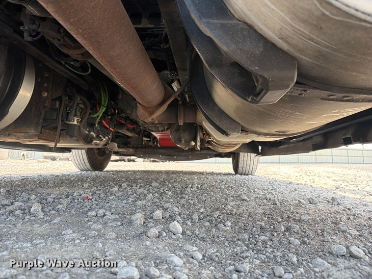 image for item YA4227 2022 International LT625 semi truck