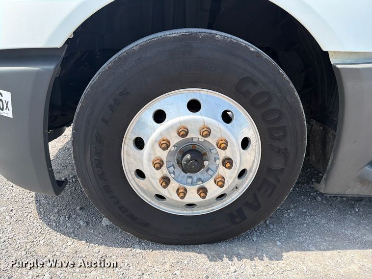 image for item YA4227 2022 International LT625 semi truck