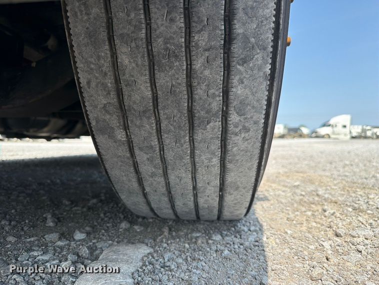 image for item YA4227 2022 International LT625 semi truck