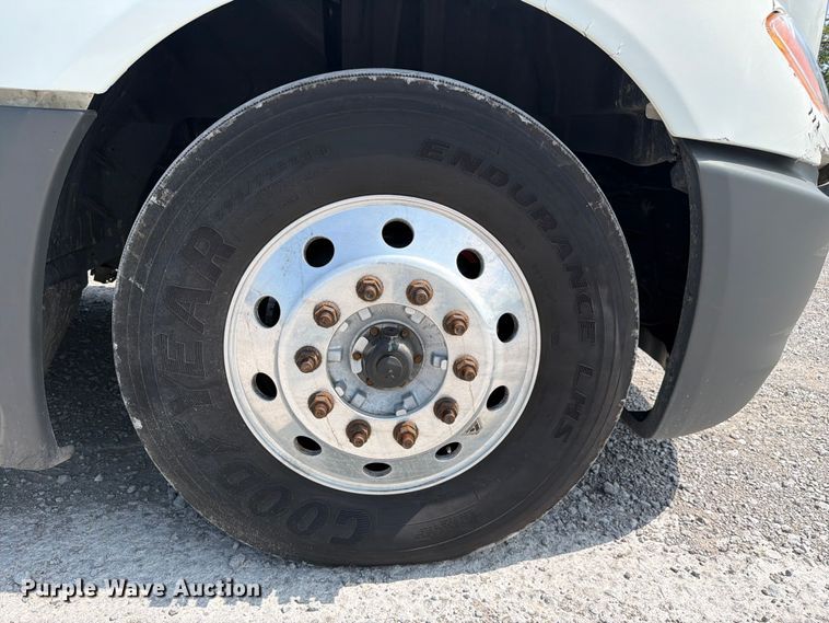 image for item YA4227 2022 International LT625 semi truck