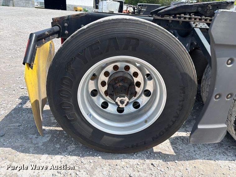 image for item YA4227 2022 International LT625 semi truck