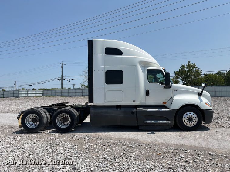 image for item YA4229 2022 International LT625 semi truck