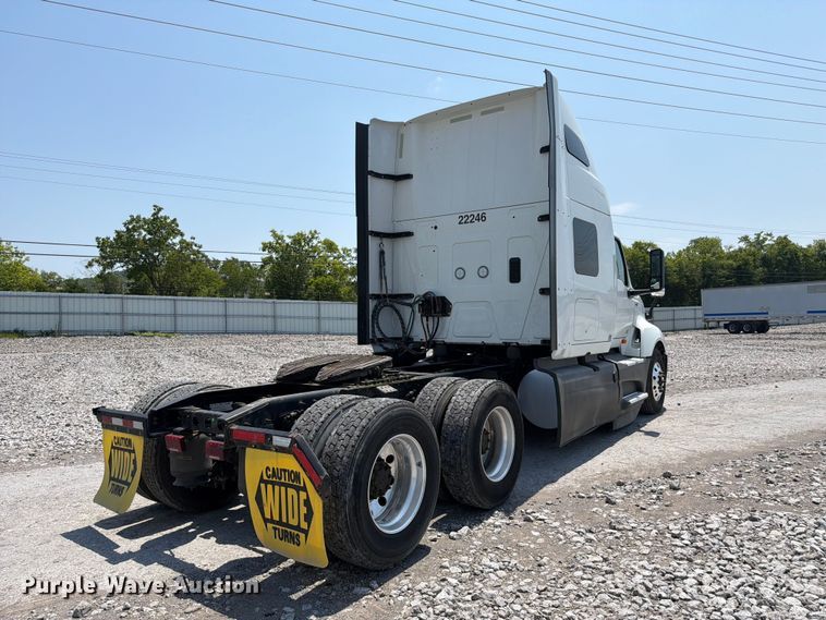 image for item YA4229 2022 International LT625 semi truck