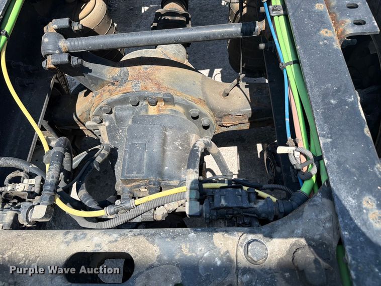 image for item YA4229 2022 International LT625 semi truck
