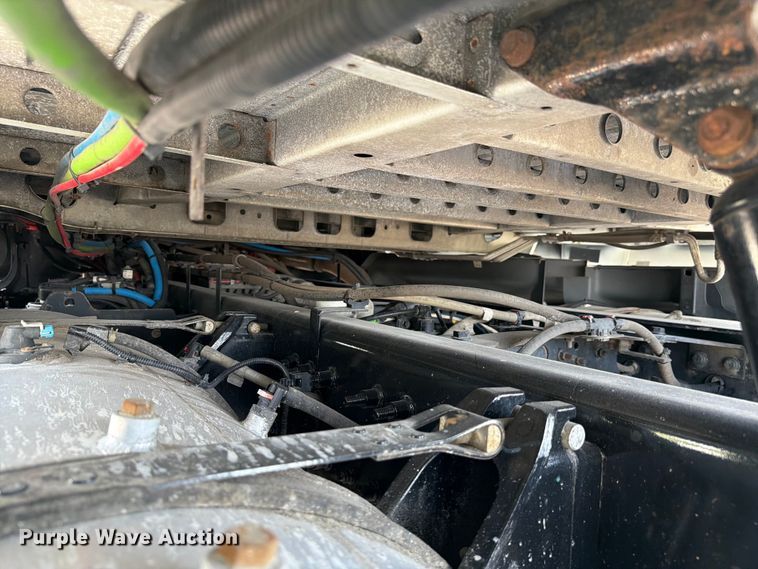 image for item YA4229 2022 International LT625 semi truck