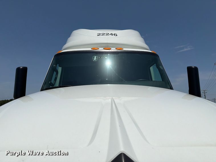 image for item YA4229 2022 International LT625 semi truck