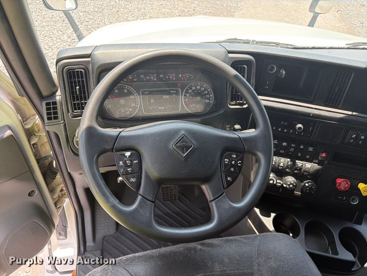 image for item YA4229 2022 International LT625 semi truck