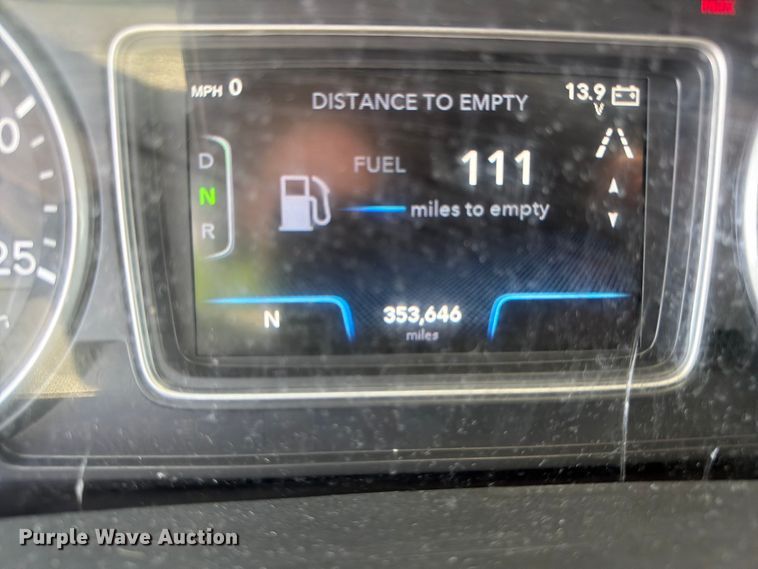image for item YA4229 2022 International LT625 semi truck