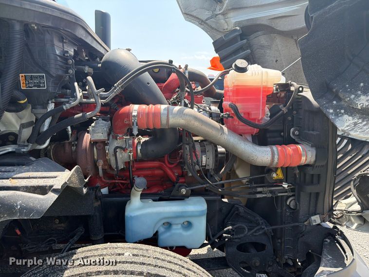 image for item YA4229 2022 International LT625 semi truck