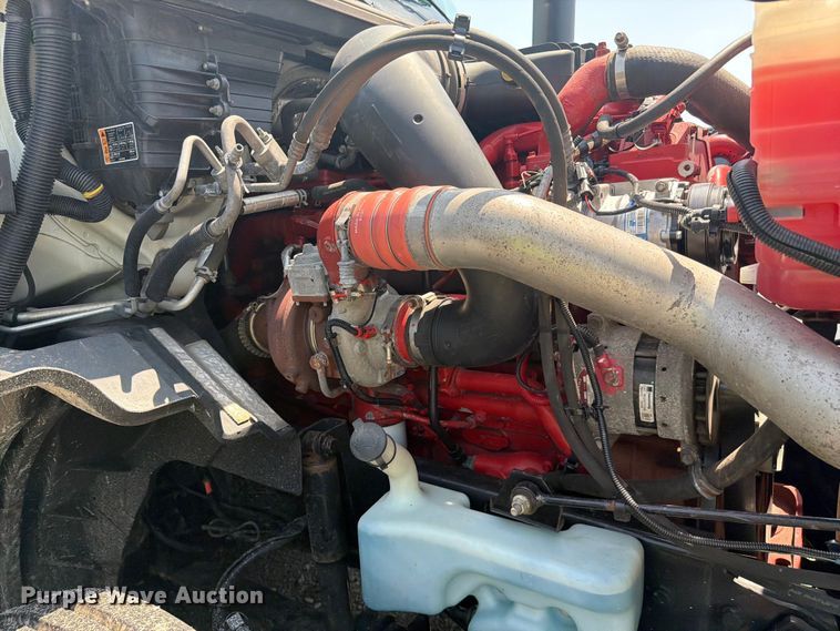 image for item YA4229 2022 International LT625 semi truck