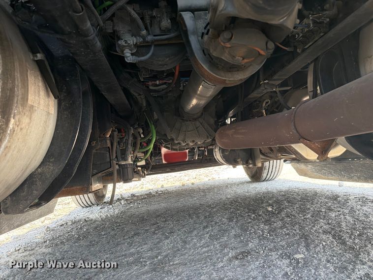 image for item YA4229 2022 International LT625 semi truck