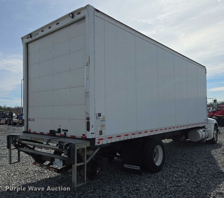 image for item YA6116 2020 Kenworth T370 box truck