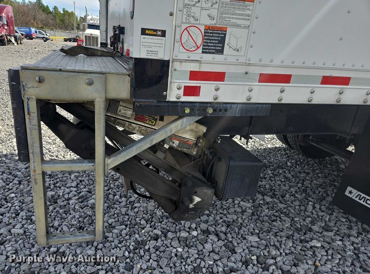 image for item YA6116 2020 Kenworth T370 box truck