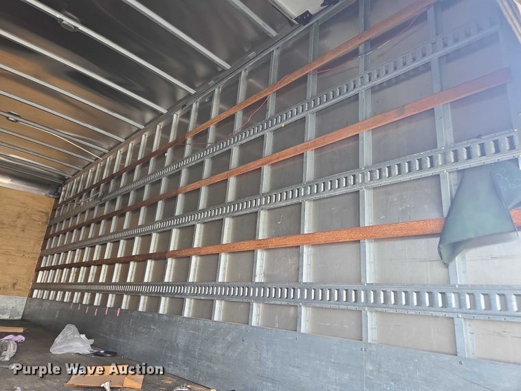 image for item YA6116 2020 Kenworth T370 box truck