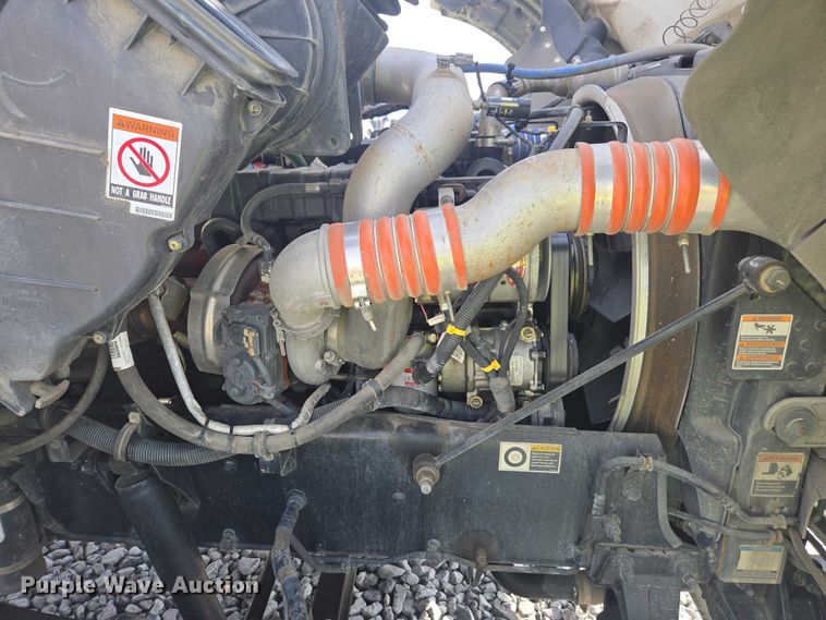 image for item YA6116 2020 Kenworth T370 box truck
