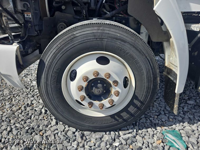 image for item YA6116 2020 Kenworth T370 box truck