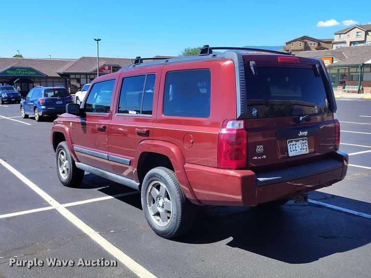 image for item BI9755 2007 Jeep Commander SUV