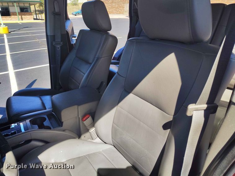 image for item BI9755 2007 Jeep Commander SUV