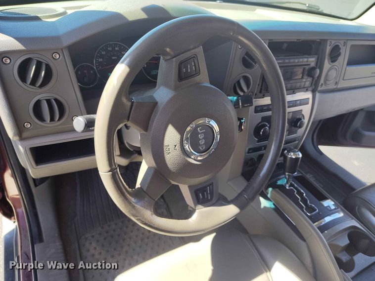image for item BI9755 2007 Jeep Commander SUV