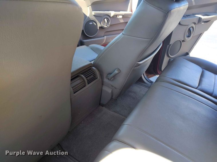 image for item BI9755 2007 Jeep Commander SUV