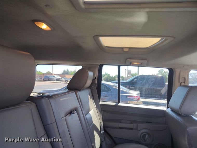 image for item BI9755 2007 Jeep Commander SUV