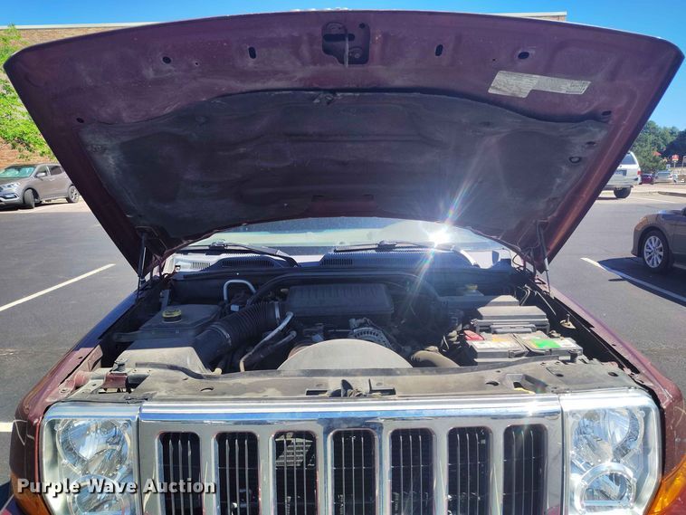 image for item BI9755 2007 Jeep Commander SUV