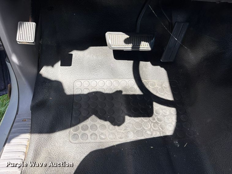 image for item DJ7873 1999 Dodge Ram 1500 pickup truck