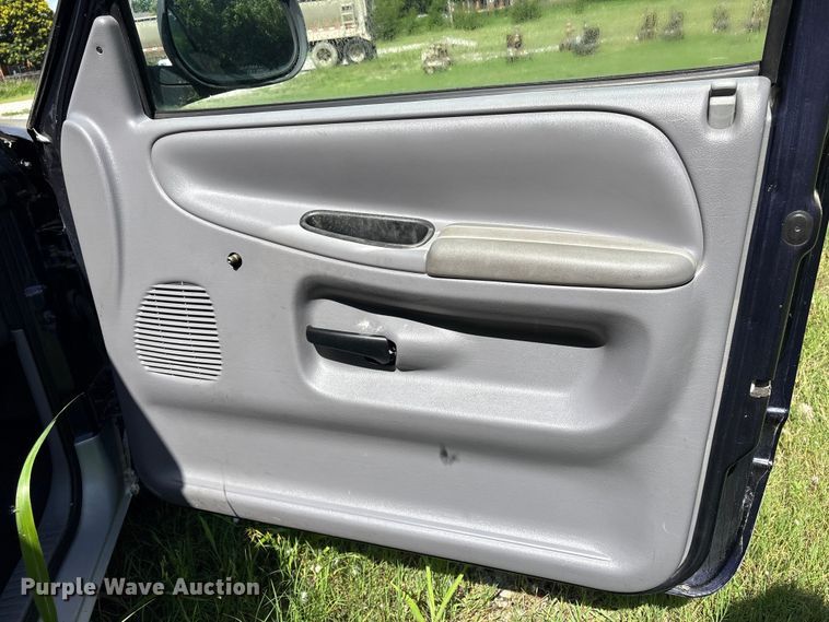 image for item DJ7873 1999 Dodge Ram 1500 pickup truck