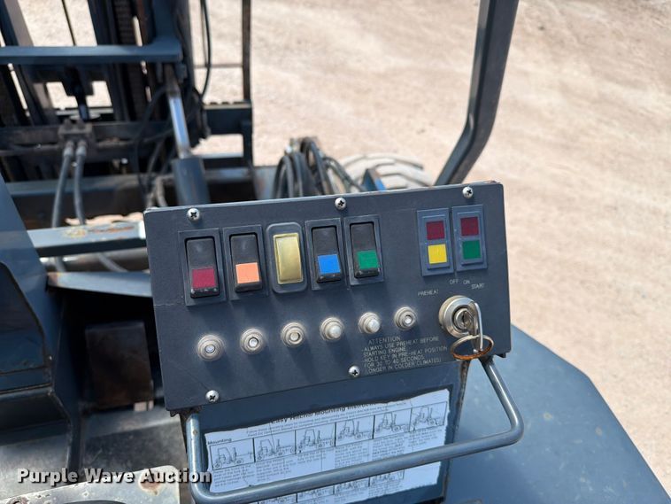 image for item DQ0084 2001 Princeton D50 forklift