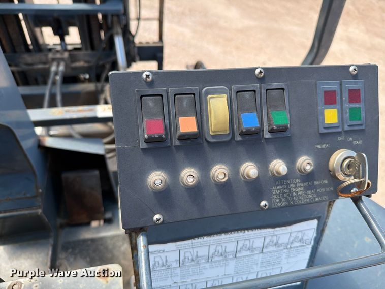 image for item DQ0084 2001 Princeton D50 forklift