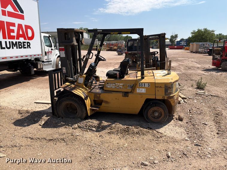 image for item DQ0085 Caterpillar DPL40 forklift