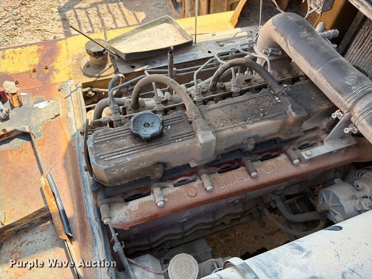 image for item DQ0085 Caterpillar DPL40 forklift