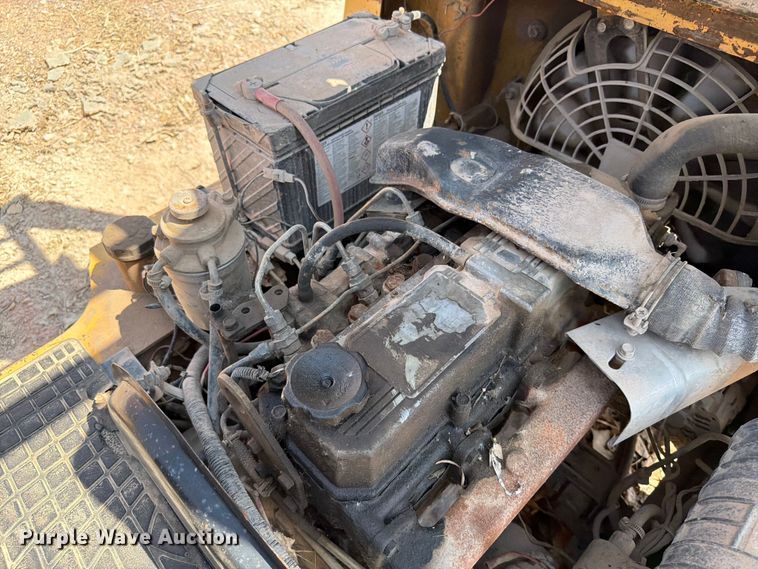 image for item DQ0085 Caterpillar DPL40 forklift