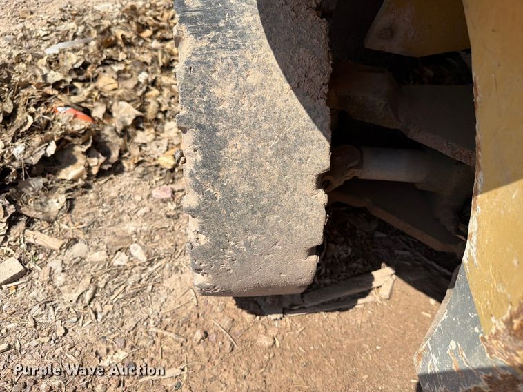 image for item DQ0085 Caterpillar DPL40 forklift