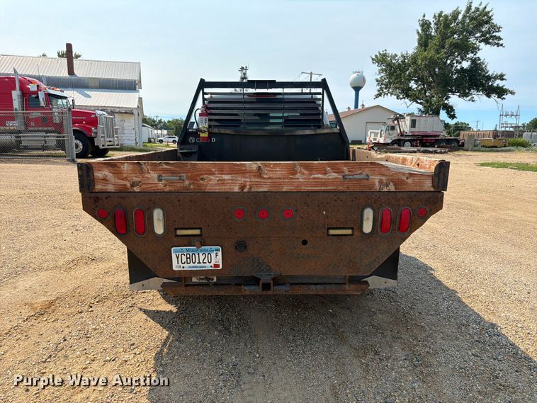 image for item DQ7940 2012 Chevrolet Silverado 3500HD Ext. Cab flatbed pickup truck