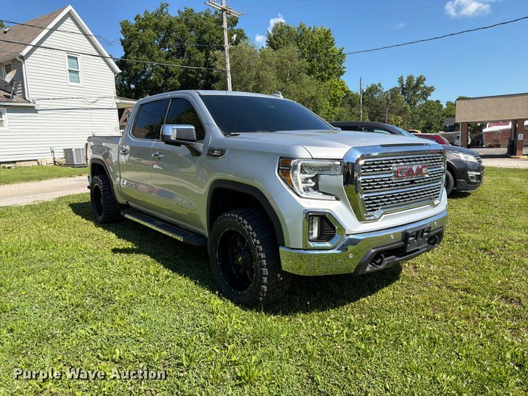 image for item DQ7959 2021 GMC Sierra 1500 SLT Crew Cab pickup truck