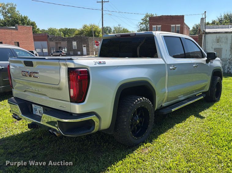 image for item DQ7959 2021 GMC Sierra 1500 SLT Crew Cab pickup truck