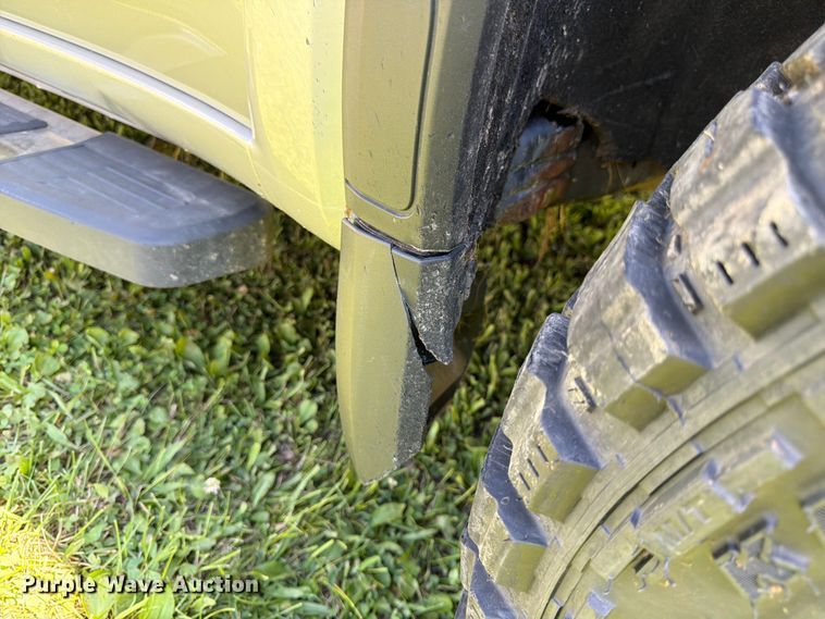 image for item DQ7959 2021 GMC Sierra 1500 SLT Crew Cab pickup truck